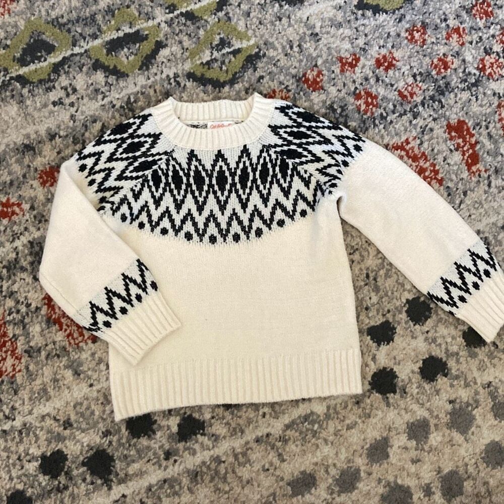 Cat & Jack Girls Fair Isle Sweater XS 4/5 Cream Black Pullover Cozy Knit
